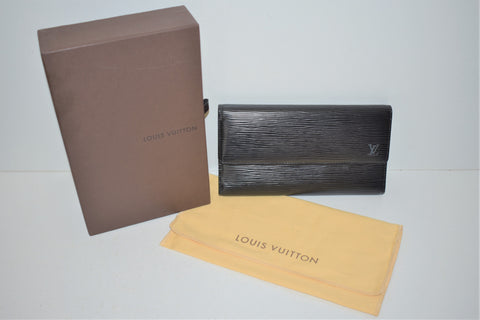 Louis Vuitton, Portefeuille INTERNATIONAL, en cuir noir