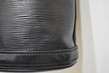 Louis Vuitton, Sac Bucket PM en cuir épi noir