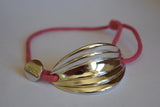 Longchamp, Bracelet en argent et fil de coton rose " feuille "