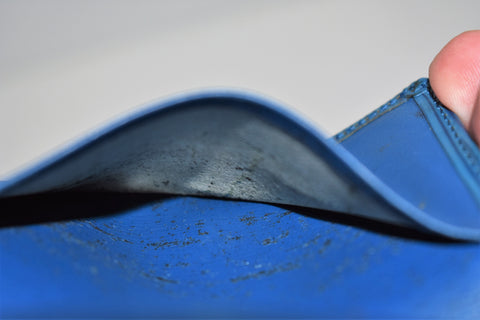 Petite maroquinerie pochette voyage en cuir Louis Vuitton Bleu en Cuir -  31263045
