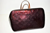 Louis Vuitton, Sac porté épaule/main  " Bellevue GM " en cuir verni monogram